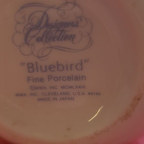 Vintage  Mini Bluebird Vase and Egg - Picture 7 of 12